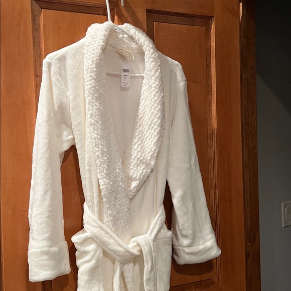 Soma Cream Sleepwear long Robe - Picture 2 of 2